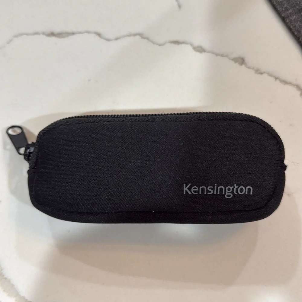 Kensington Expert Wireless Presenter with Green Laser Pointer and Cursor Control